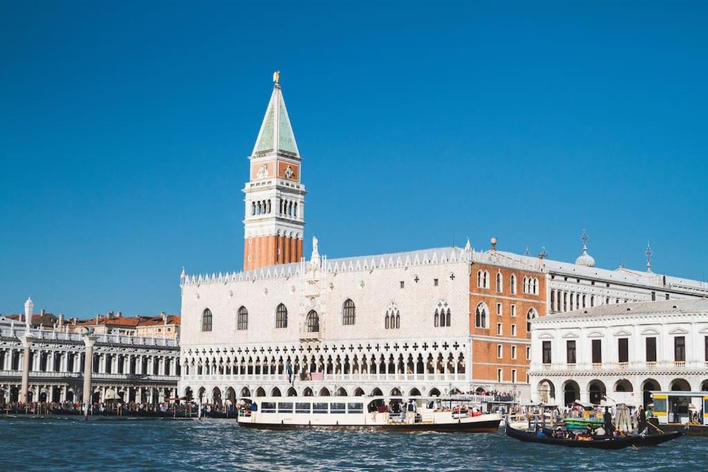 10 Min From Venice Free Garage Lovely Flat Mestre Buitenkant foto